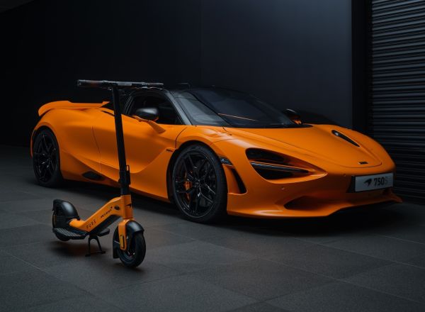 PURE  McLaren e-scooter  Sonderedition